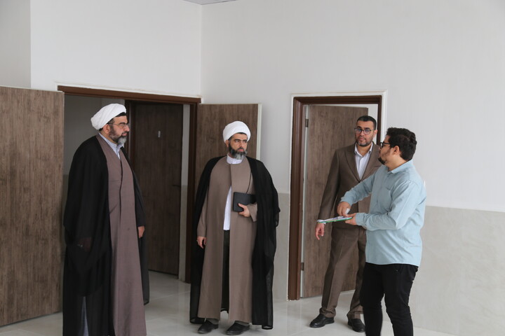 تصاویر/بازدید مدیر برنامه و بودجه دفتر برنامه‌ریزی و نظارت حوزه‌های علمیه از ساختمان حضرت بقیه الله الاعظم(عج)مدیریت حوزه علمیه خوزستان