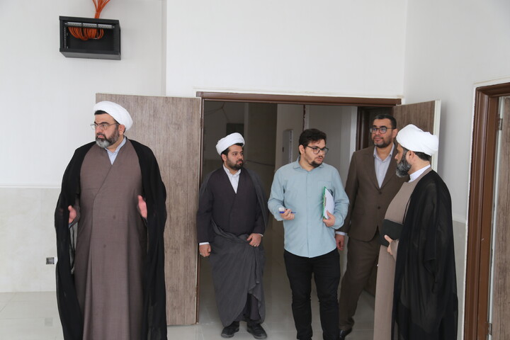تصاویر/بازدید مدیر برنامه و بودجه دفتر برنامه‌ریزی و نظارت حوزه‌های علمیه از ساختمان حضرت بقیه الله الاعظم(عج)مدیریت حوزه علمیه خوزستان