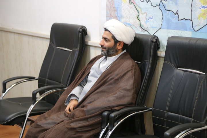 تصاویر/دیدار مسئول دفتر نمایندگی ولی فقیه در سپاه حضرت ولیعصر (عج) استان خوزستان با مدیر حوزه علمیه خوزستان