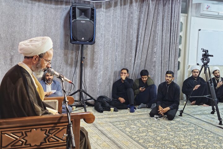 تصاویر/ درس اخلاق آیت‌الله محمود رجبی