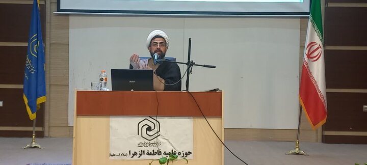 تصاویر/برگزاری دوره پیشرفته امر به معروف و نهی از منکر در ساوه