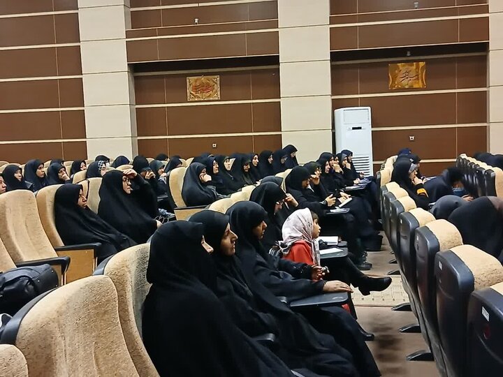 تصاویر/برگزاری دوره پیشرفته امر به معروف و نهی از منکر در ساوه