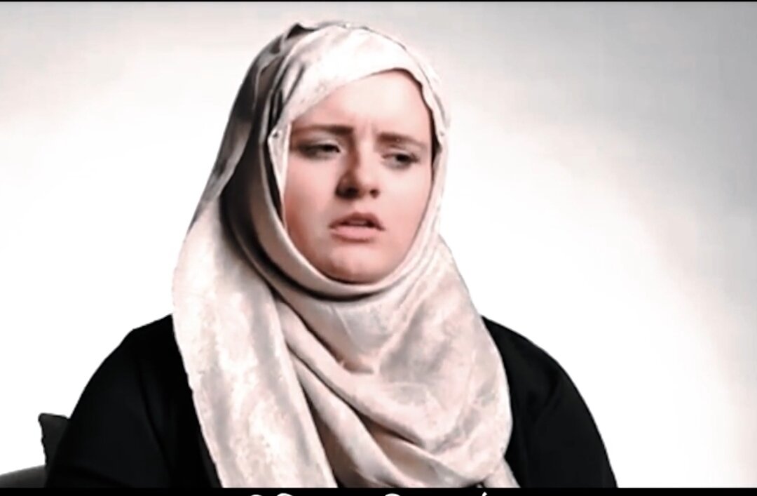 হজরত ফাতিমা যাহরা (সা. আ.)–এর মাজলুমিয়াত (অত্যাচার সহ্য করা অবস্থা) একজন ব্রিটিশ মেয়ের উপর কীভাবে প্রভাব ফেলেছে/ভিডিও