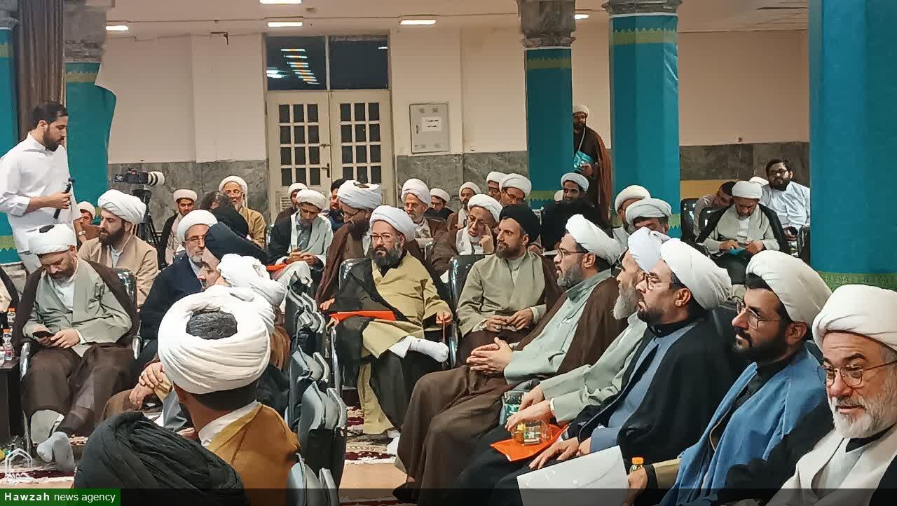 آیت الله اعرافی مدیر حوزه های علمیه کشور در جمع اساتید علوم عقلی