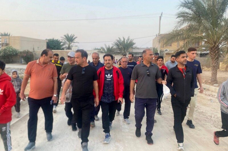 پیادهروی خانوادگی به مناسبت هفته کتاب+ تصاویر