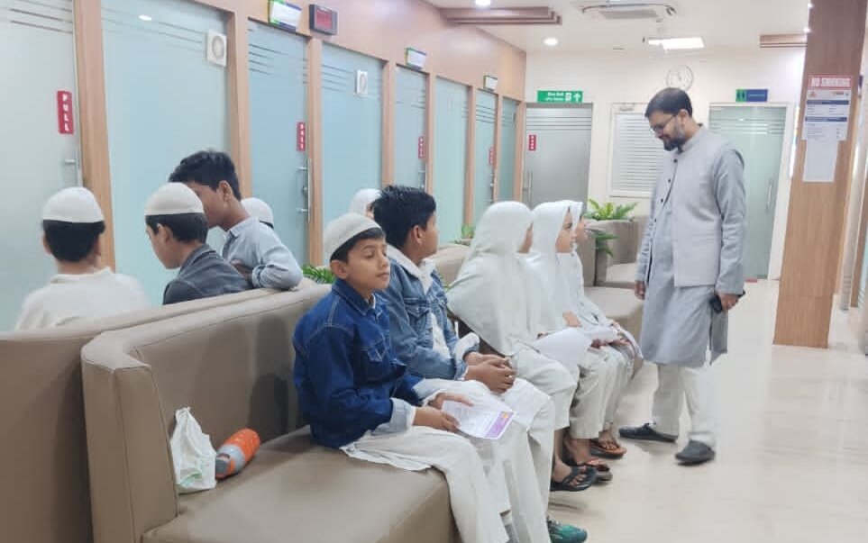 दिल्ली; एएमआर मेडिकल एंड एजुकेशनल ट्रस्ट का महान मिशन, निःशुल्क चिकित्सा शिविर से अस्पताल तक