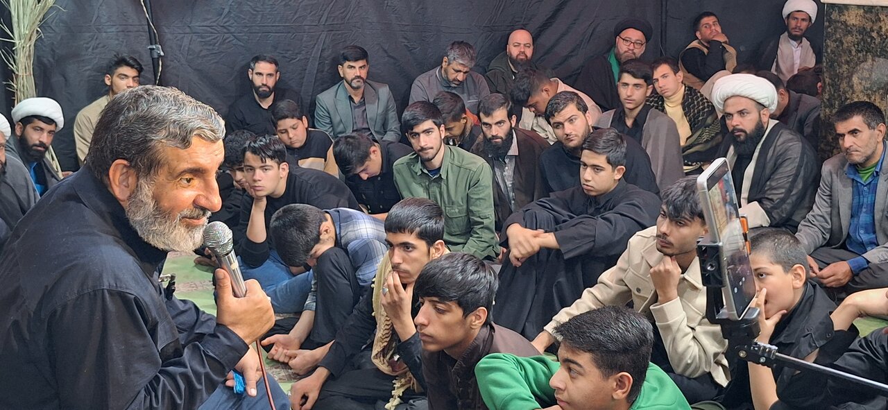 شبی با شهدا در مدرسه علمیه یاسوج؛