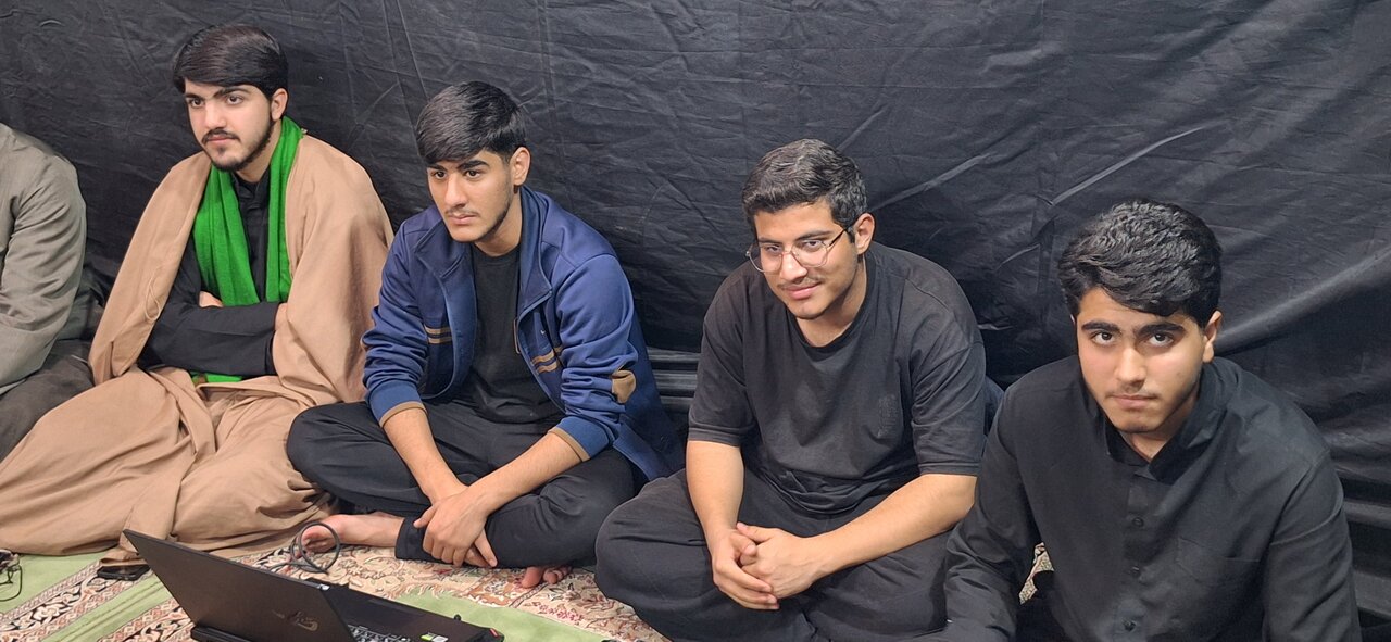 شبی با شهدا در مدرسه علمیه یاسوج؛