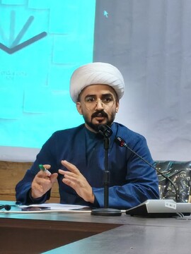 جلسه معرفی کتاب «سه دقیقه در قیامت» در مدرسه علمیه امیرالمومنین(ع) رشت