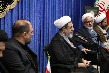 تصاویر/ دیدار فعالان جبهه فرهنگی قرارگاه خاتم الاوصیا با نماینده ولی فقیه در کرمان