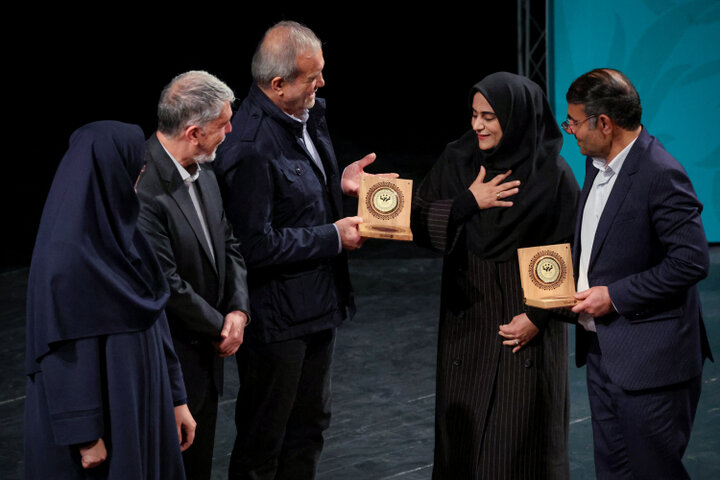 تصاویر/ آیین گرامیداشت روز کتاب، کتابخوانی و کتابدار با حضور رئیس جمهور