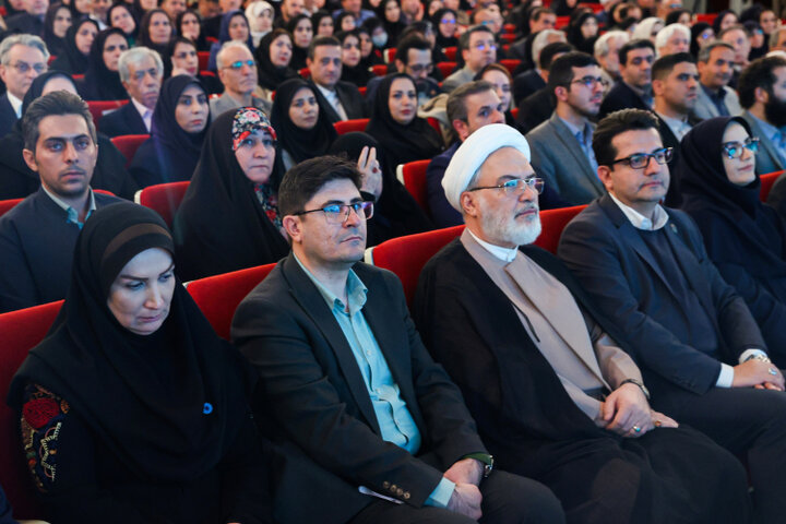 تصاویر/ آیین گرامیداشت روز کتاب، کتابخوانی و کتابدار با حضور رئیس جمهور