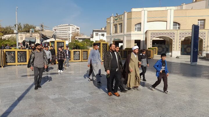 تصاویر/حضور طلاب مدرسه علمیه امام صادق (ع) شهرستان بیجار در اردوی زیارتی مشهد مقدس
