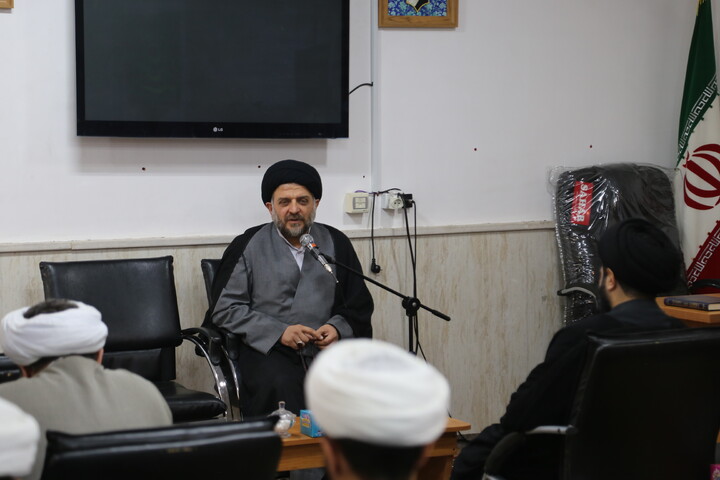 تصاویر/آیین تقدیر و تشکر از مدیر سابق حوزه علمیه خوزستان