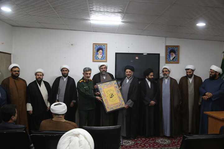 تصاویر/آیین تقدیر و تشکر از مدیر سابق حوزه علمیه خوزستان