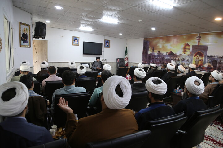 تصاویر/آیین تقدیر و تشکر از مدیر سابق حوزه علمیه خوزستان