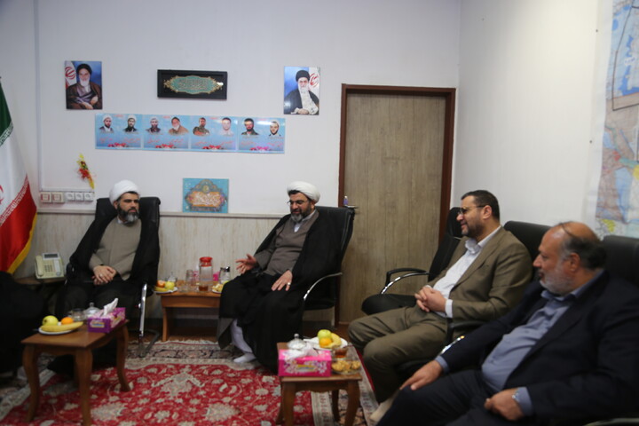 تصاویر/ دیدار نماینده مردم شادگان در مجلس شورای اسلامی با مدیر حوزه علمیه خوزستان