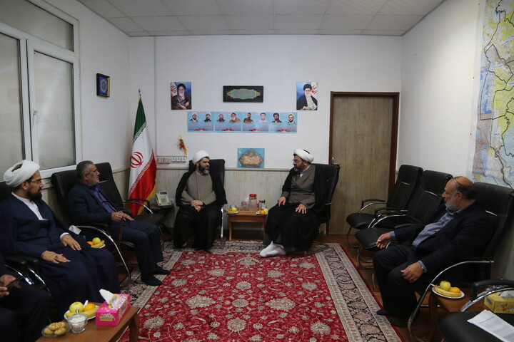 تصاویر/ دیدار نماینده مردم شادگان در مجلس شورای اسلامی با مدیر حوزه علمیه خوزستان