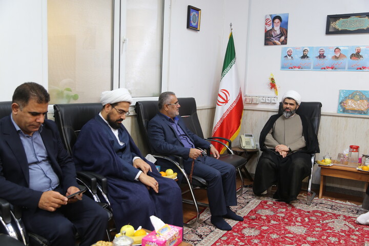 تصاویر/ دیدار نماینده مردم شادگان در مجلس شورای اسلامی با مدیر حوزه علمیه خوزستان