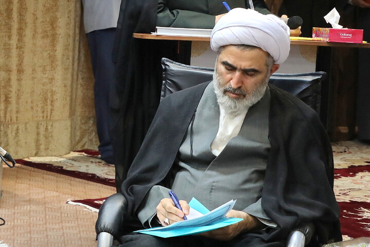 تصاویر/ نشست اساتید فلسفه سطوح عالی قم با آیت الله اعرافی