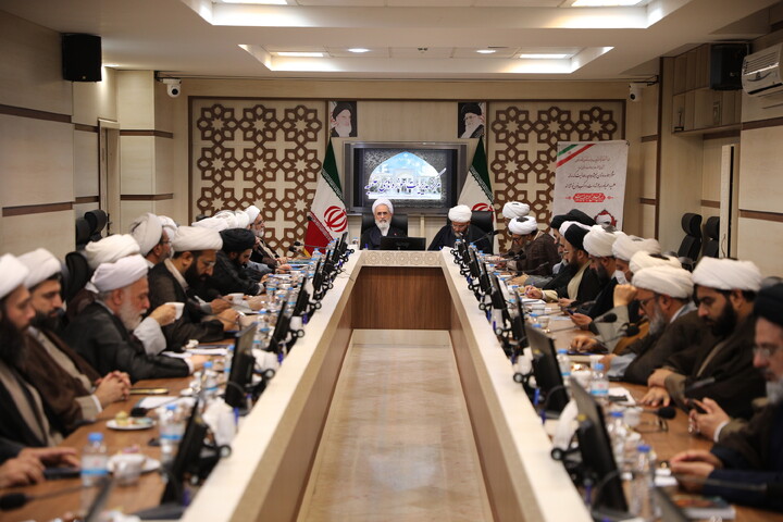 جلسه مشترک شورای معاونین حوزه های علمیه با رئیس و معاونین سازمان تبلیغات اسلامی
