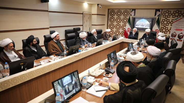 جلسه مشترک شورای معاونین حوزه های علمیه با رئیس و معاونین سازمان تبلیغات اسلامی
