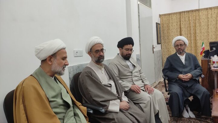 تصاویر/ نشست‌ شورای تهذیب و تربیت مدارس علمیه منطقه کاشان