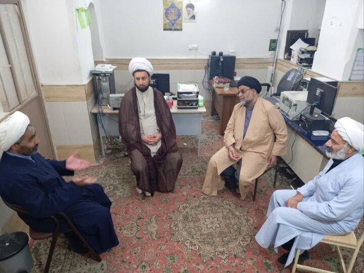 تصاویر/ نشست‌ شورای تهذیب و تربیت مدارس علمیه منطقه کاشان