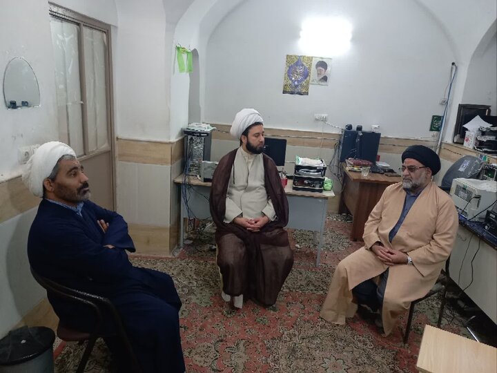 تصاویر/ نشست‌ شورای تهذیب و تربیت مدارس علمیه منطقه کاشان