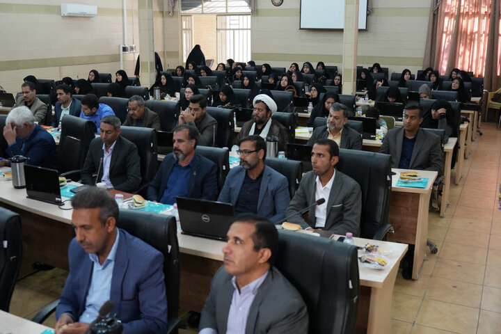 تصاویر/ نشست طرح ملی «مدار» مدارس آینده در مدار انقلاب اسلامی کرمان