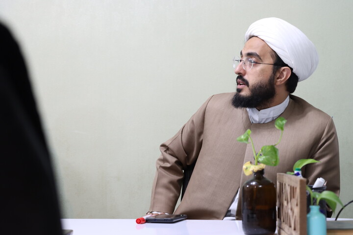 «دو واحد زندگی» کرسی برای آزاد اندیشی در اهواز