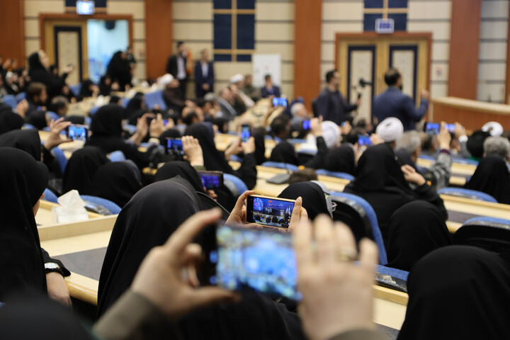 تصاویر / اجلاس استانی نماز در همدان