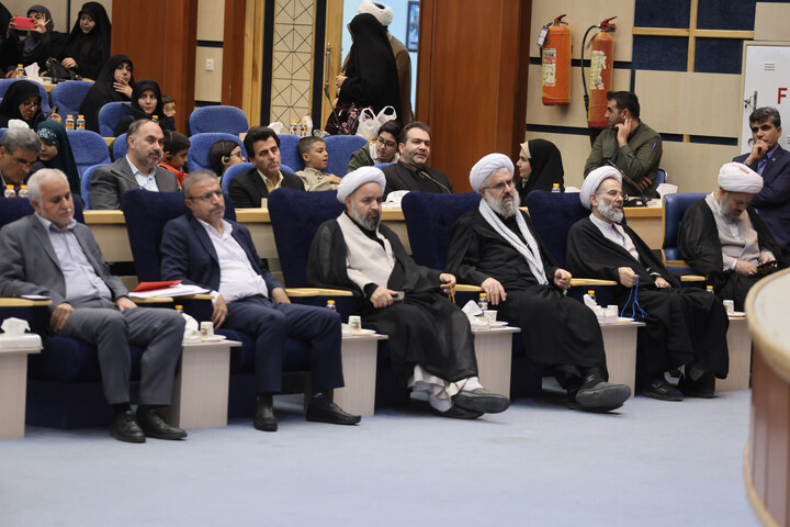 تصاویر / اجلاس استانی نماز در همدان