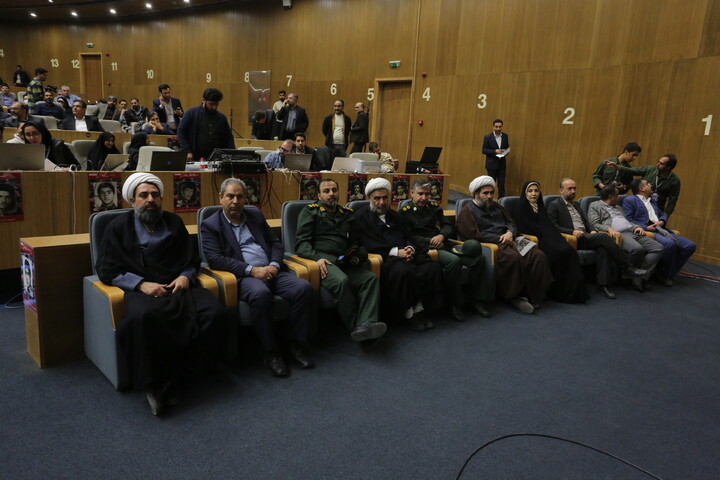 تصاویر / اولین رویداد ملی «شهدا در نگاه نسل نو» در اصفهان