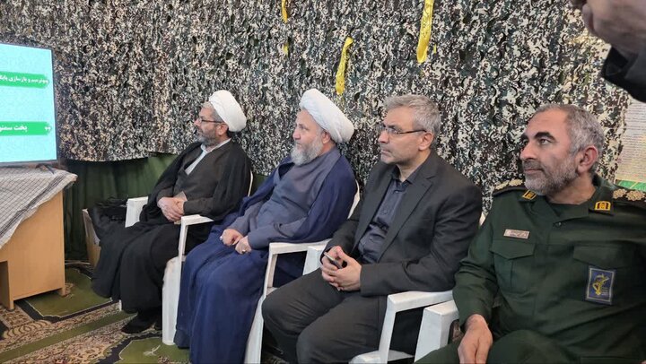 تصاویر/ نمایشگاه اسوه ناحیه مقاومت بسیج آران و بیدگل