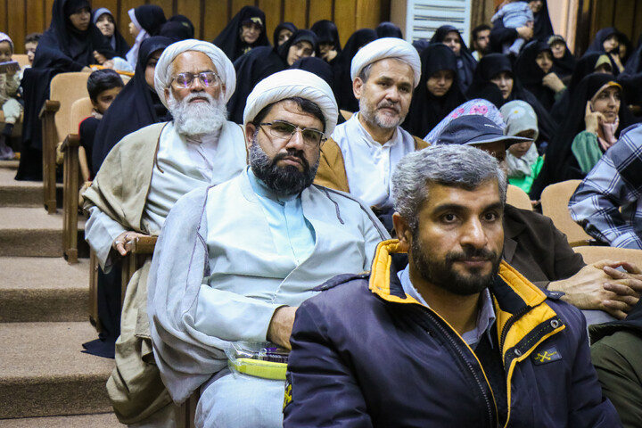 تصاویر/ مراسم رونمایی از ۴۰ جلد کتاب کارگروه «تجربه‌نگاری فرهنگی‌،تبلیغی»