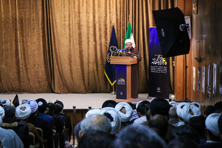 تصاویر/ مراسم رونمایی از ۴۰ جلد کتاب کارگروه «تجربه‌نگاری فرهنگی‌،تبلیغی»