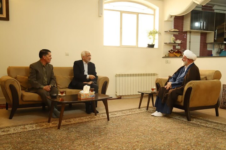 تصاویر/ دیدار نماینده رهبر معظم انقلاب در شورای عالی امنیت ملی با ائمه جمعه شاهرود و دامغان