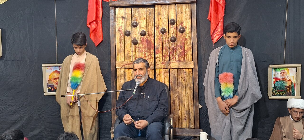 شبی با شهدا در مدرسه علمیه یاسوج؛