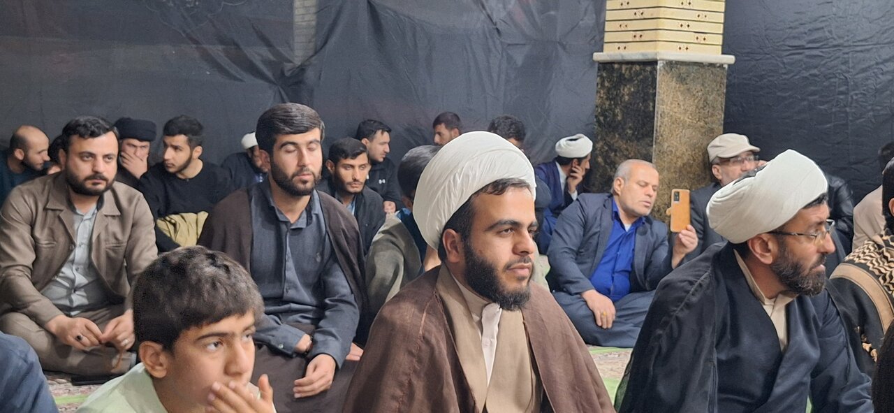 شبی با شهدا در مدرسه علمیه یاسوج؛