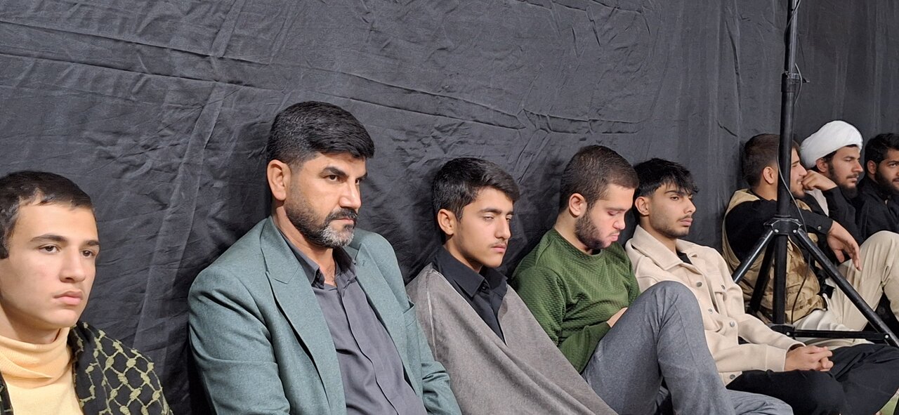 شبی با شهدا در مدرسه علمیه یاسوج؛