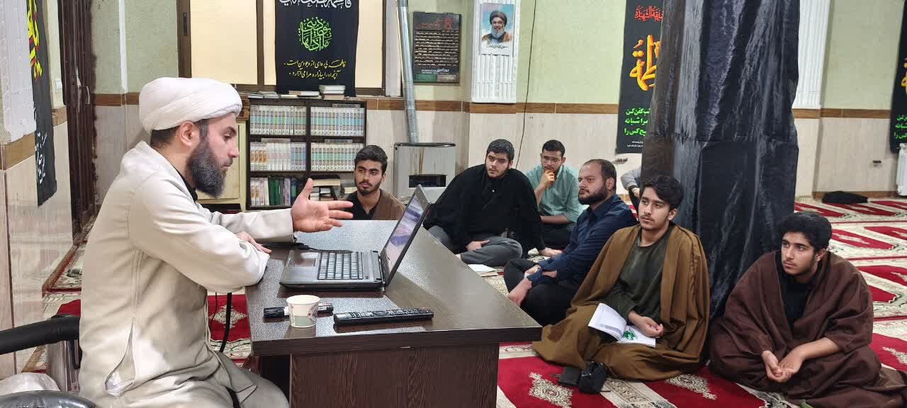 کارگاه پژوهشی طرح تحقیق اجمالی طلاب آستانه اشرفیه برگزار شد