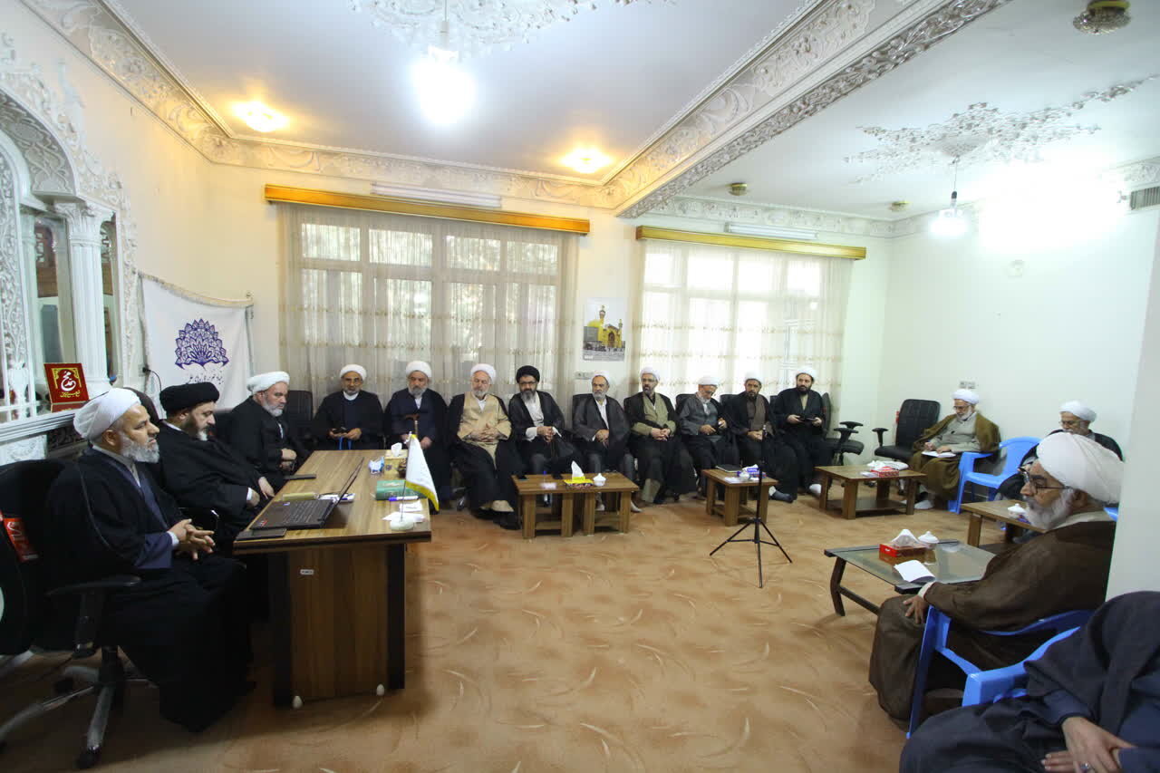 راه‌های همکاری مجمع نمایندگان طلاب و دفتر امور اوقاف و منابع پایدار حوزه بررسی شد