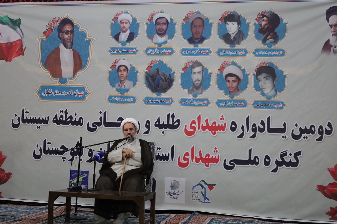 شهدای روحانی، پیشتازان مبارزه در طول تاریخ بودند+تصاویر