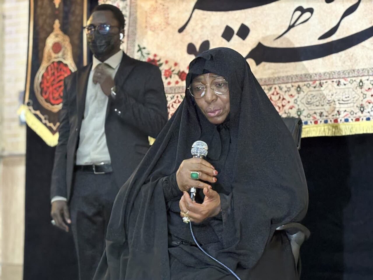 برگزاری مراسم شهادت حضرت فاطمه زهرا (سلام الله علیها) با سخنرانی همسر شیخ ابراهیم زکزاکی در تهران  + تصاویر