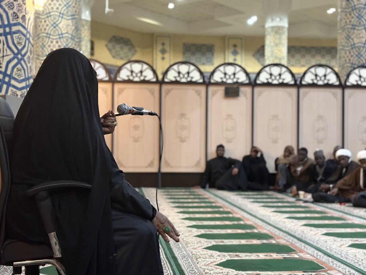 برگزاری مراسم شهادت حضرت فاطمه زهرا (سلام الله علیها) با سخنرانی همسر شیخ ابراهیم زکزاکی در تهران + تصاویر