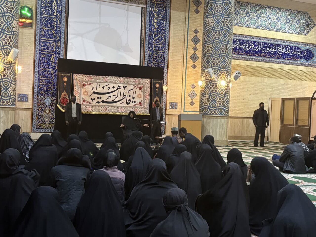 برگزاری مراسم شهادت حضرت فاطمه زهرا (سلام الله علیها) با سخنرانی همسر شیخ ابراهیم زکزاکی در تهران + تصاویر