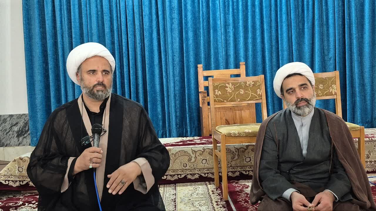 فعالیت‌های تهذیبی مدرسه علمیه ولیعصر(عج) آستارا ارزیابی شد+عکس