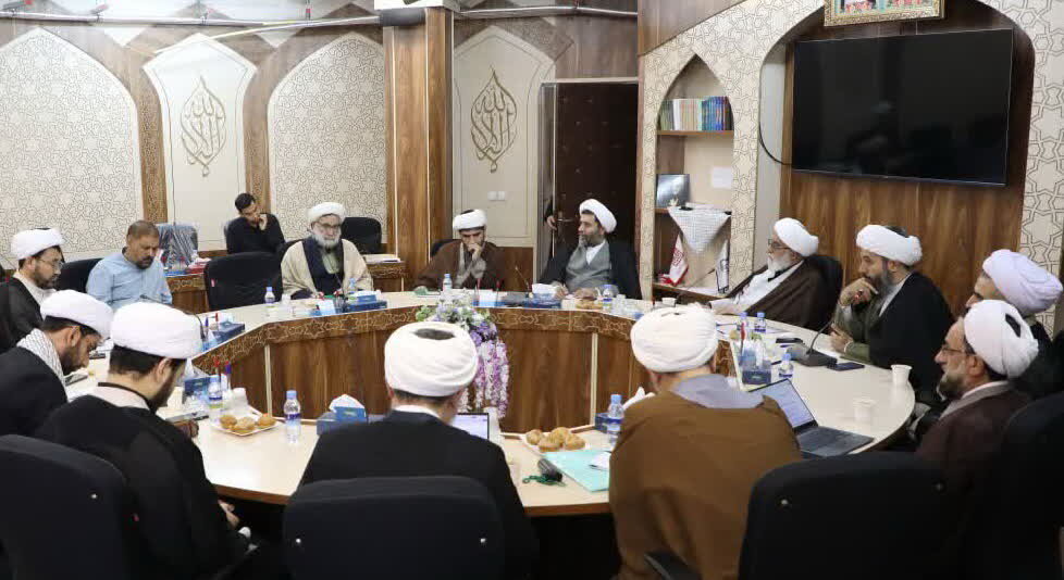 نشست ایده‌پردازی در اجرای پیام مقام رهبر انقلاب به حوزه‌ های علمیه برگزار شد