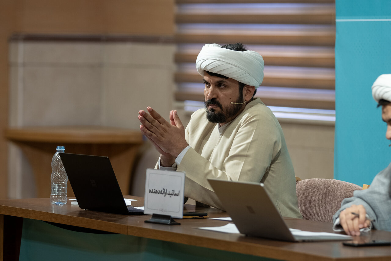 آغاز به کار رویداد آموزشی زیست‌جهان اقتصاد ایران